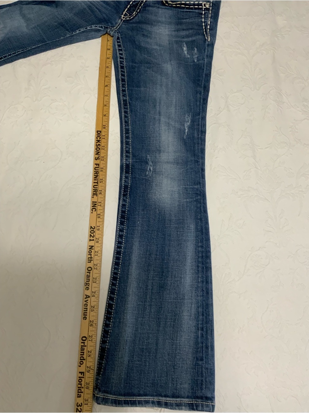 Miss Me Medium Wash Bootcut Jeans with Embroidered Back Pocket size 29/33 - Picture 6 of 7